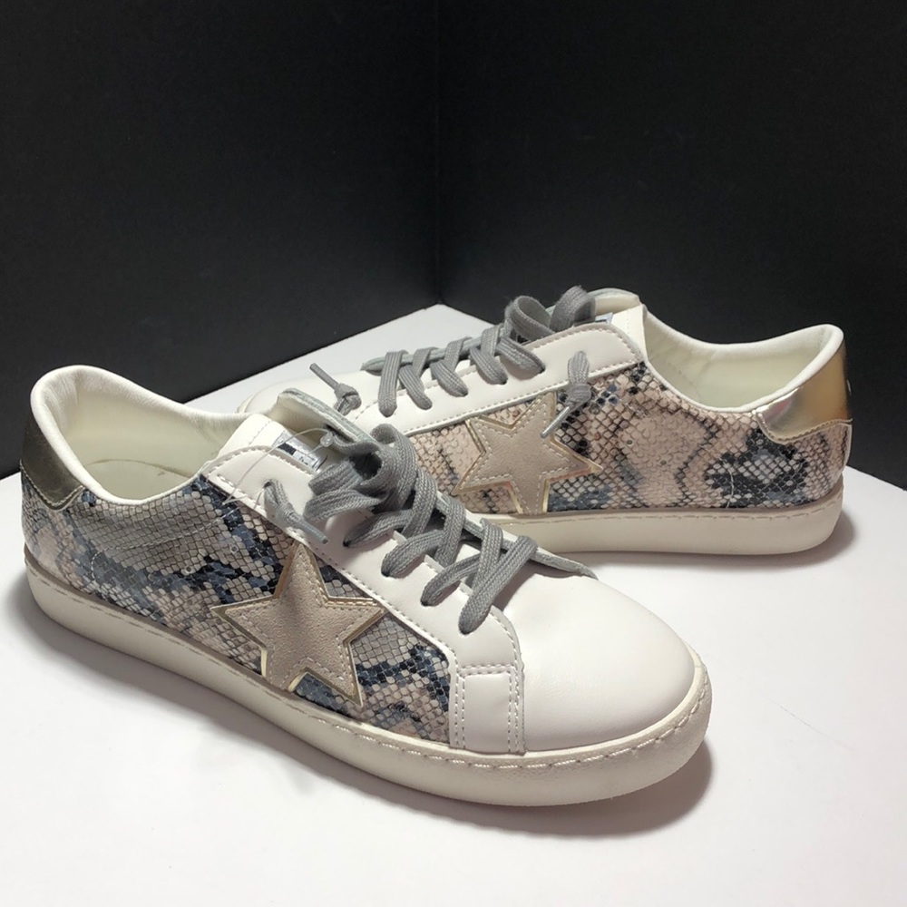 ⭐️⭐️⭐️Vintage Havana Betsy Sneakers
